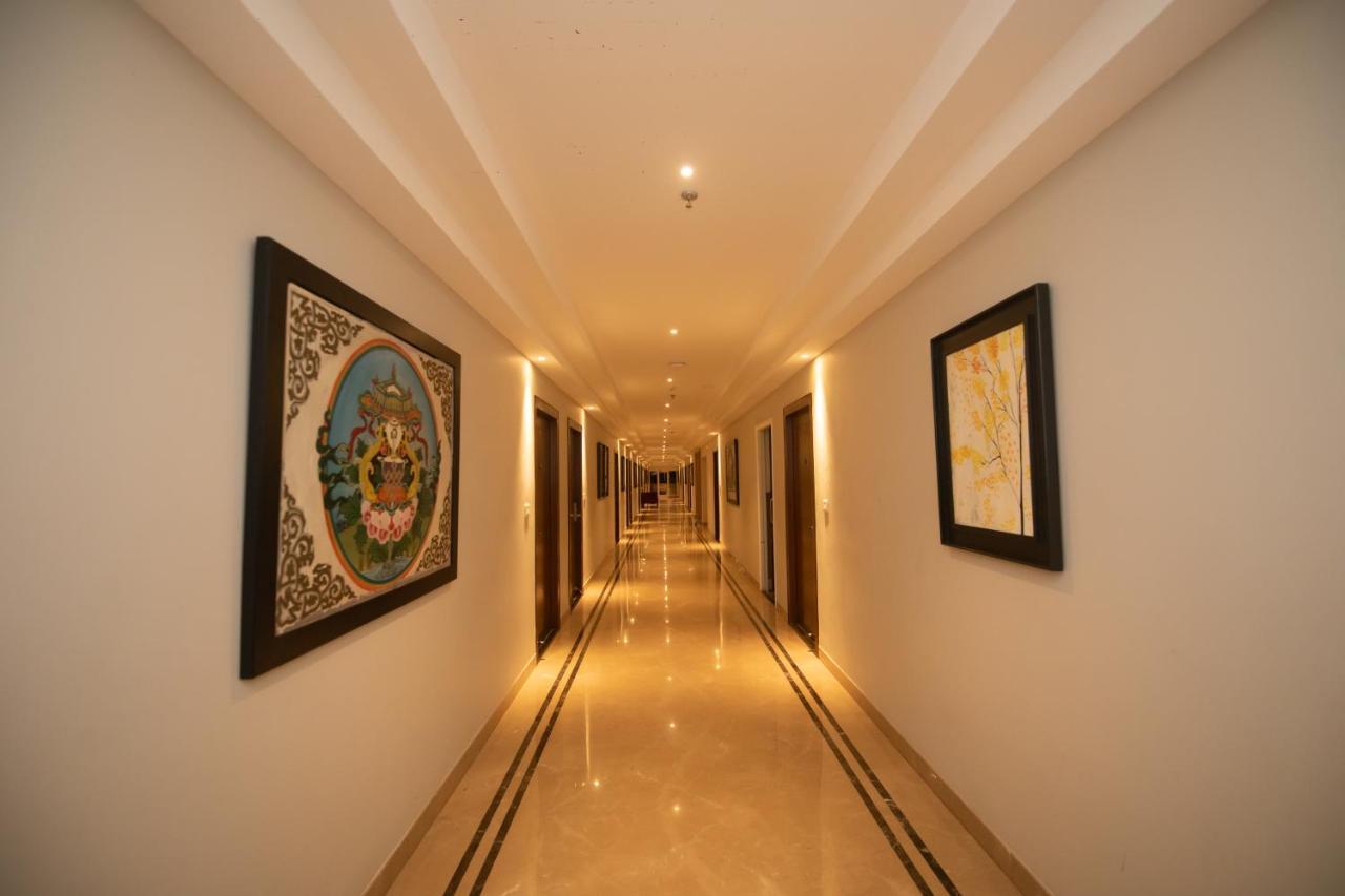 The Cindrella Hotel Siliguri Exterior photo