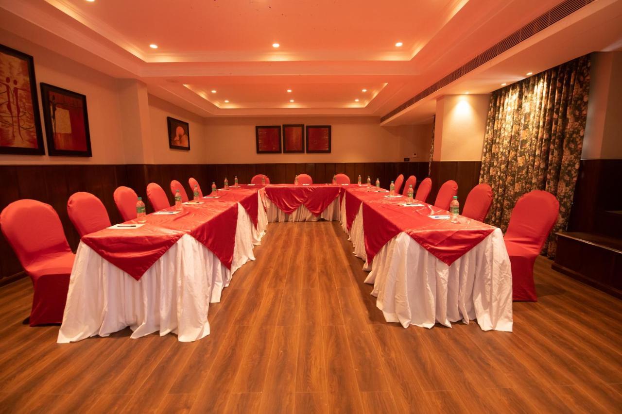 The Cindrella Hotel Siliguri Exterior photo